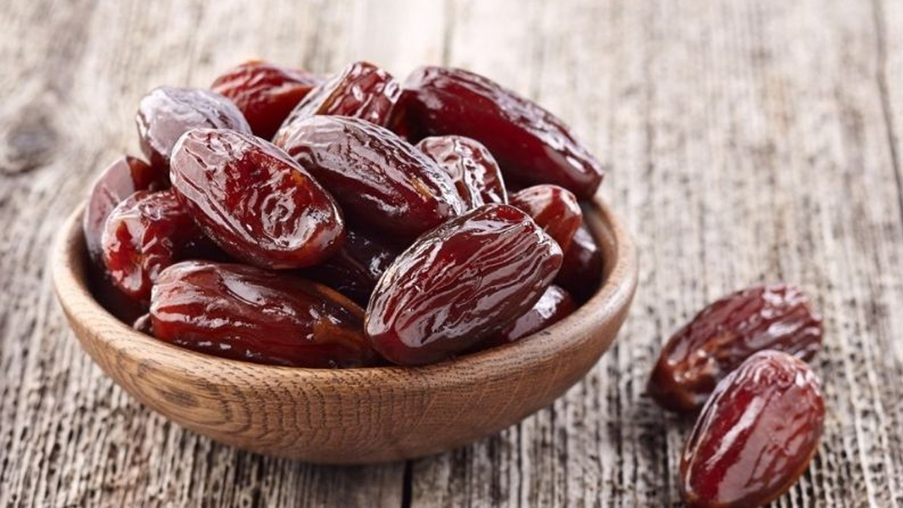 জানুন খেজুরের বিভিন্ন উপকারিতা