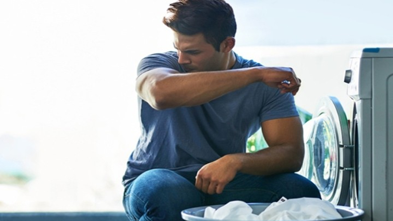 ঘামের দুর্গন্ধ এড়াতে ঘরোয়া উপায়