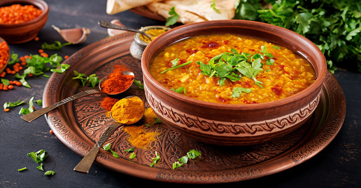 মাছের মাথায় মুগ ডাল