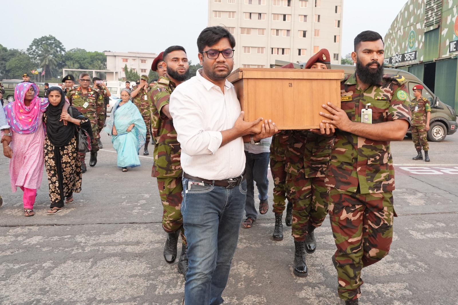 অমানবিক পৃথিবীকে ‘না’ বলে দিয়েছে শিশু আছিয়া