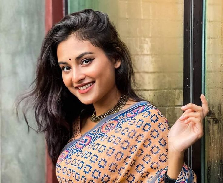 শুটিং সেটে আহত তটিনী