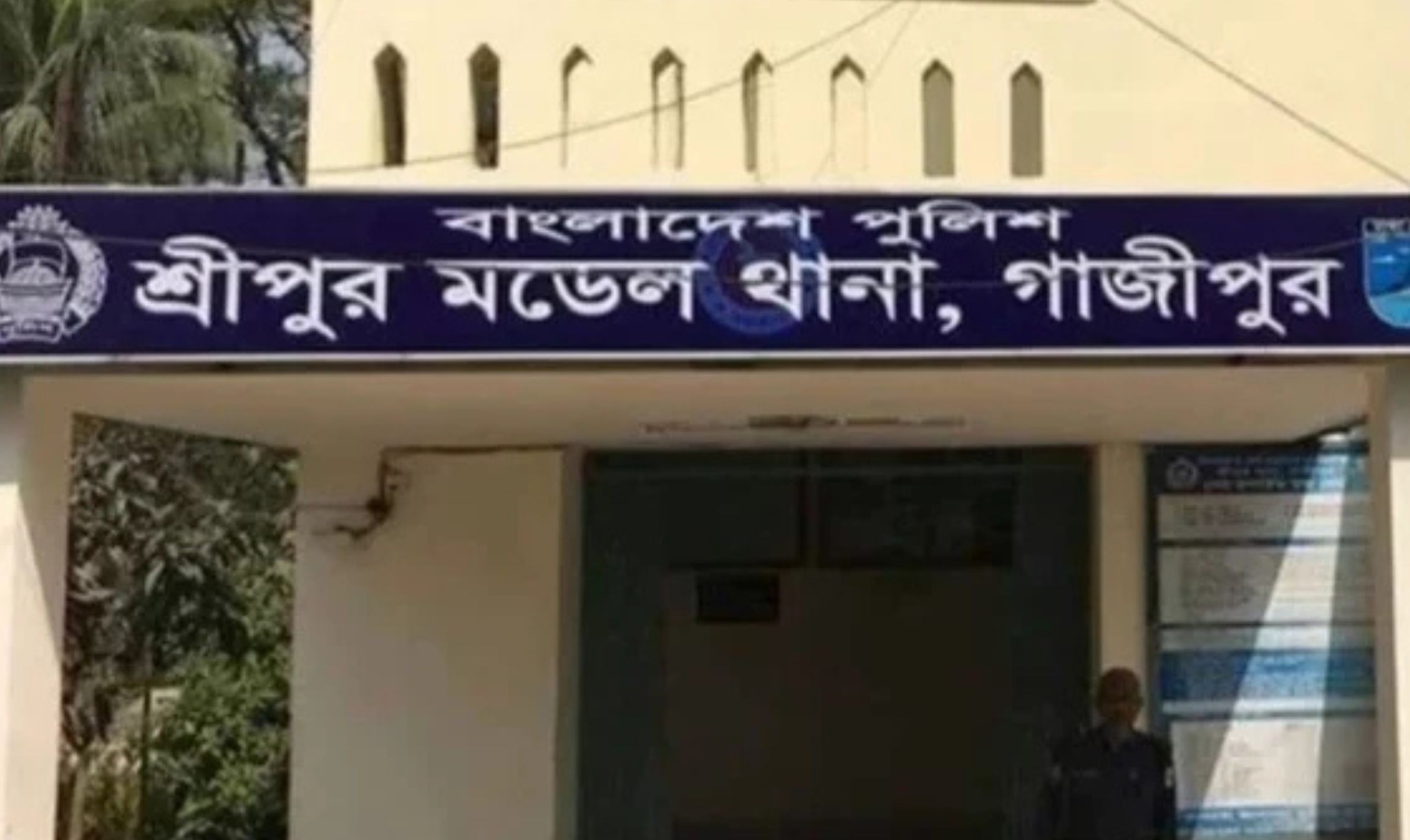 গাজীপুরে এটিএম বুথে কিশোরীকে ধ/র্ষণের অভিযোগ