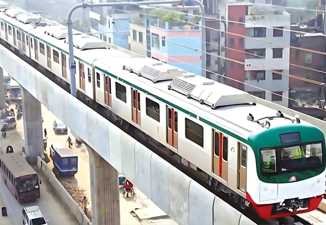 মেট্রোরেলে যাত্রীদের মাস্ক পরার অনুরোধ