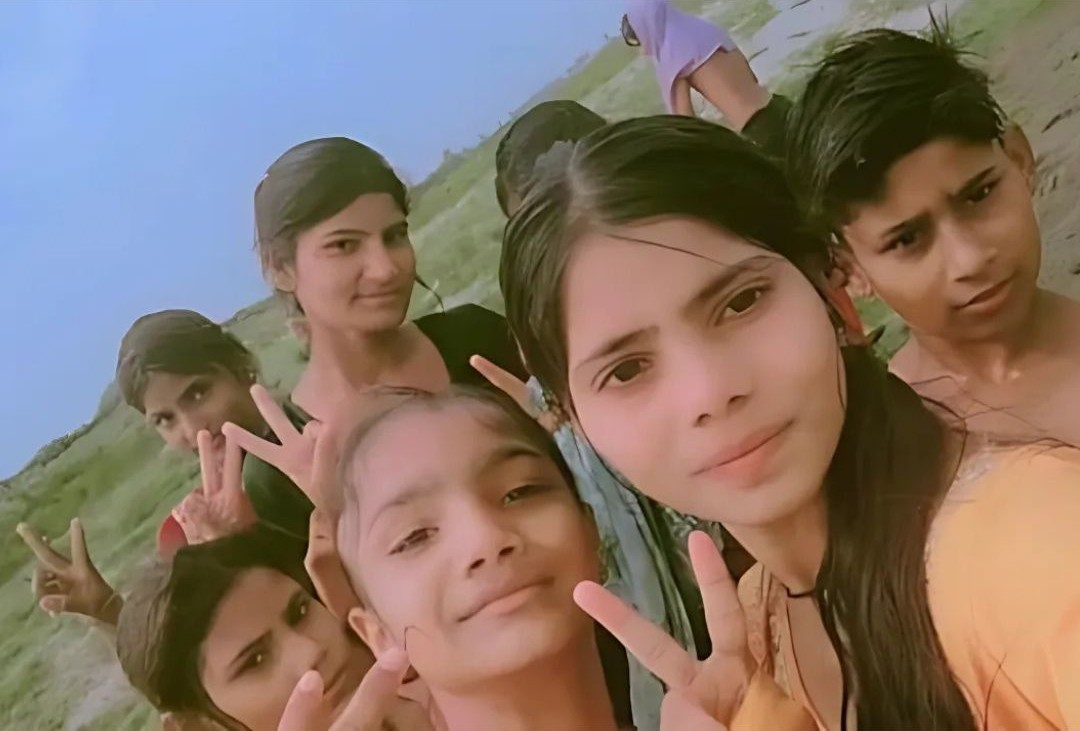 রিলস বানাতে গিয়ে প্রাণ গেল ৬ কিশোরীর
