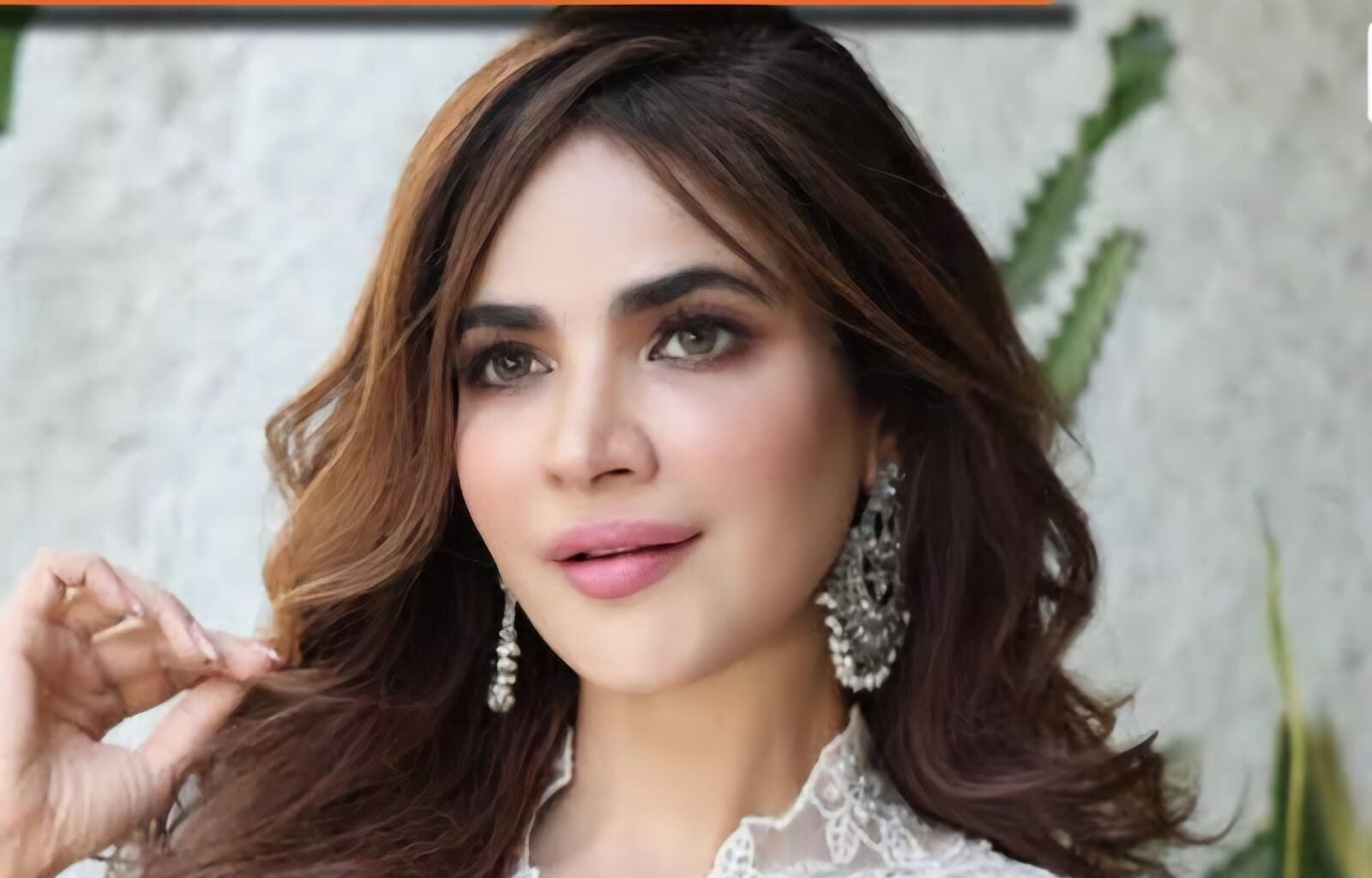 নিজ বাসা থেকেই উদ্ধার অভিনেত্রীর নিথর দেহ