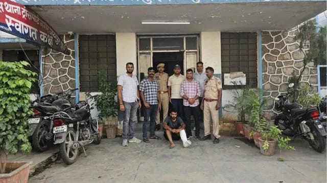 স্ত্রীর বিলাসবহুল চাহিদায় চাকরি ত্যাগ, ডাকাতির পথে যুবক